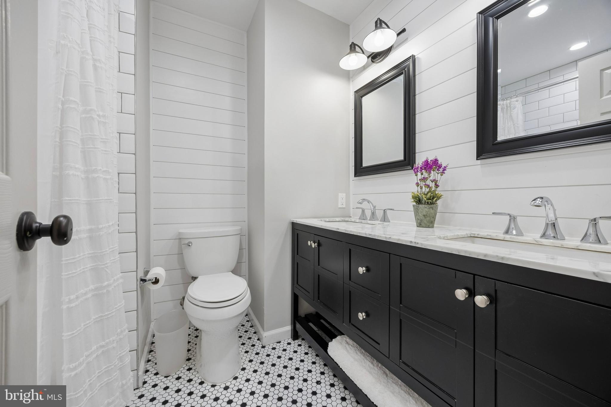 124 Longford Road West Chester, PA 19380 - Photo 23 of 28 Beautifully updated Hall Bath w/double sinks