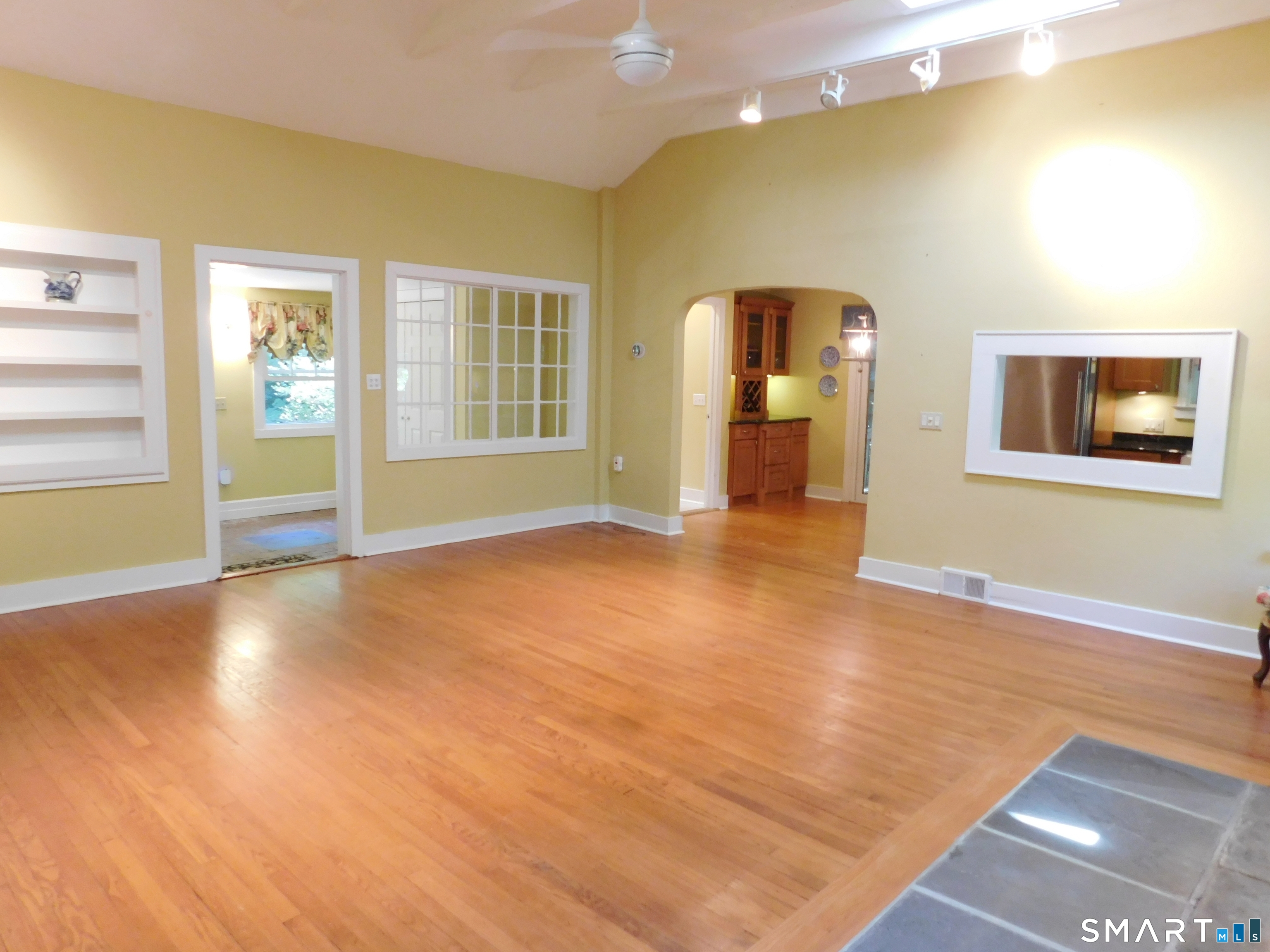 151 Great Quarter Road Newtown, CT 06482 - Photo 17 of 40