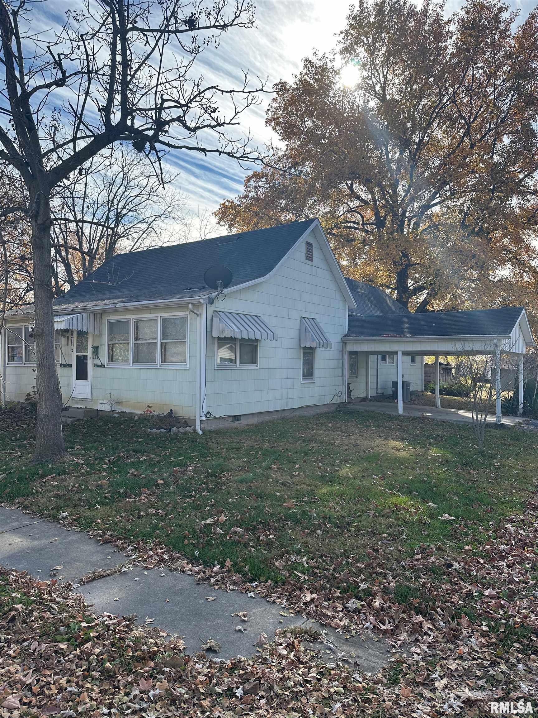 612 Taffee Street Pinckneyville, IL 62274 - Photo 2 of 4