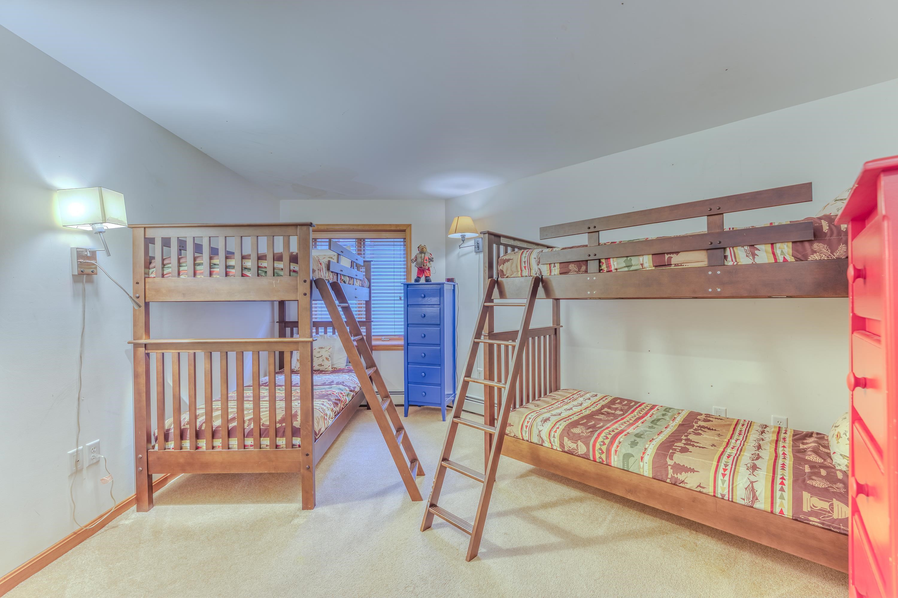 254 Crawford Ridge Road, Unit 3 Carroll, NH 03595 - Photo 28 of 36 Gallery Image 28