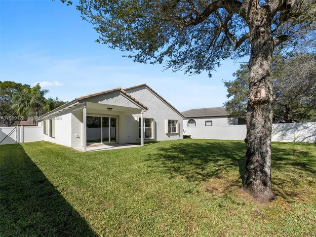 $715,000 | 1861 Northwest 142nd Avenue, Pembroke Pines, FL 33028