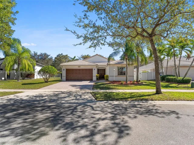 $715,000 | 1861 Northwest 142nd Avenue, Pembroke Pines, FL 33028