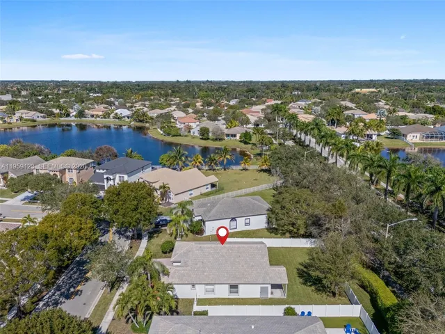 $715,000 | 1861 Northwest 142nd Avenue, Pembroke Pines, FL 33028