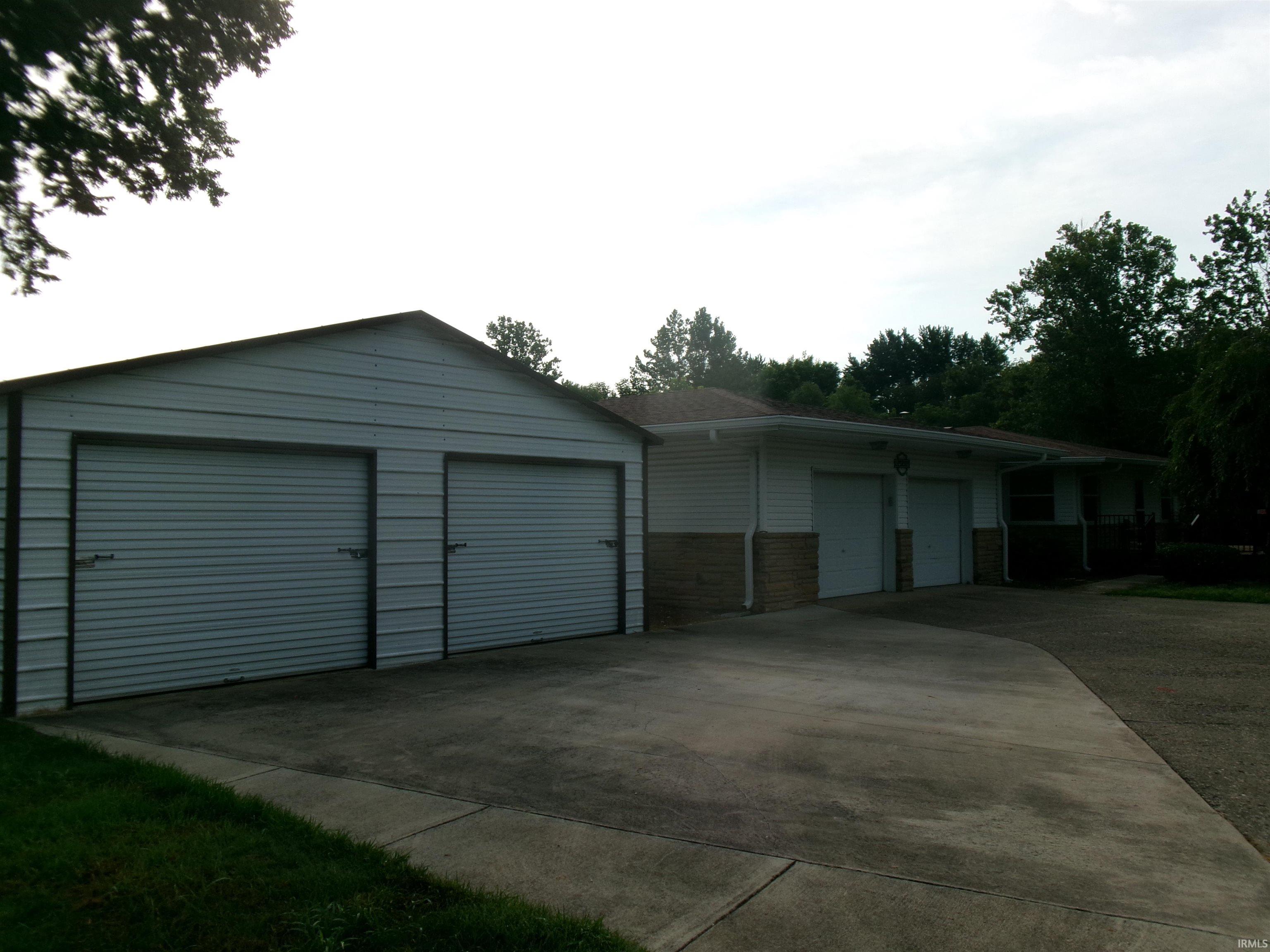 1167 North Portland Arch Road Covington, IN 47932 - Photo 4 of 17