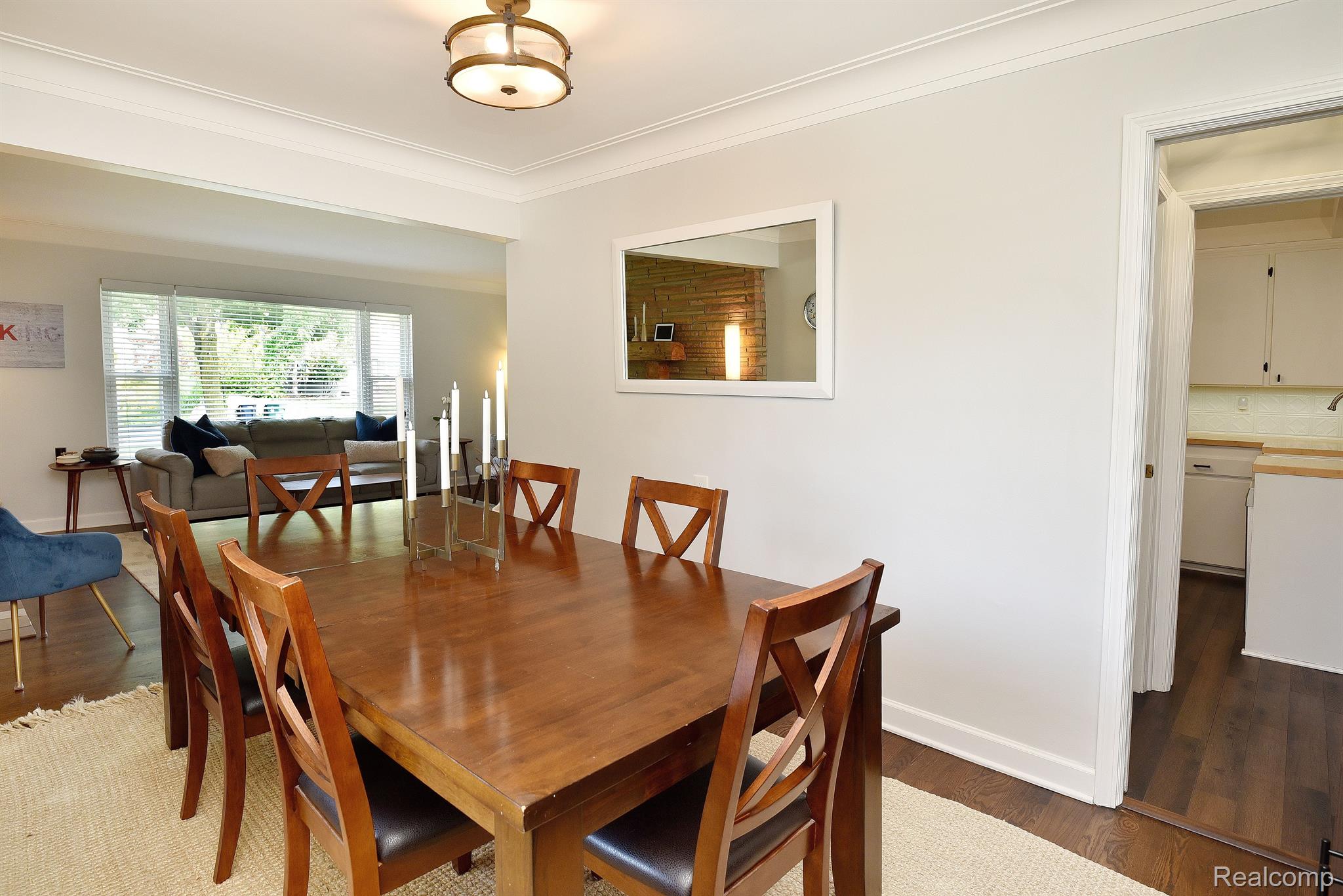 2831 Bembridge Road Royal Oak, MI 48073 - Photo 10 of 40 Gallery Image 10