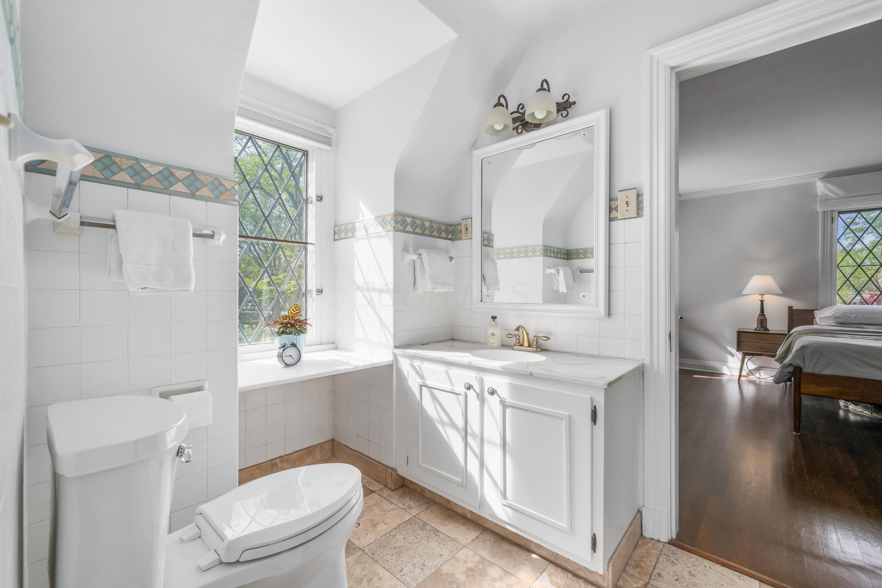 2389 Bryden Road Columbus, OH 43209 - Photo 45 of 90 DSC03314