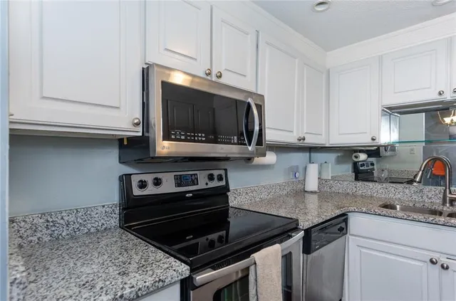 $189,900 | 375 Ralph McGill Boulevard Northeast, Unit 1701, Atlanta, GA 30312