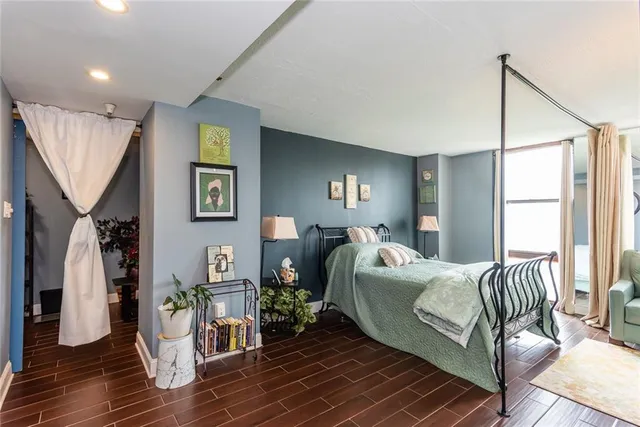 $189,900 | 375 Ralph McGill Boulevard Northeast, Unit 1701, Atlanta, GA 30312