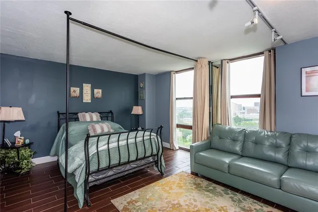 $189,900 | 375 Ralph McGill Boulevard Northeast, Unit 1701, Atlanta, GA 30312