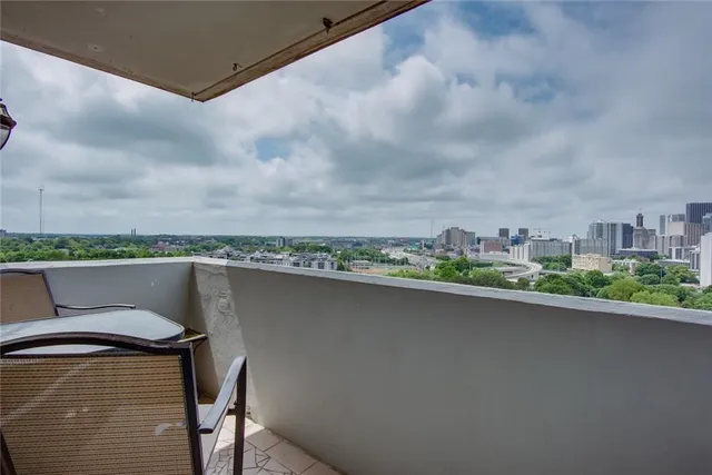 $189,900 | 375 Ralph McGill Boulevard Northeast, Unit 1701, Atlanta, GA 30312