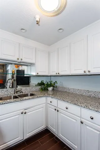 $189,900 | 375 Ralph McGill Boulevard Northeast, Unit 1701, Atlanta, GA 30312