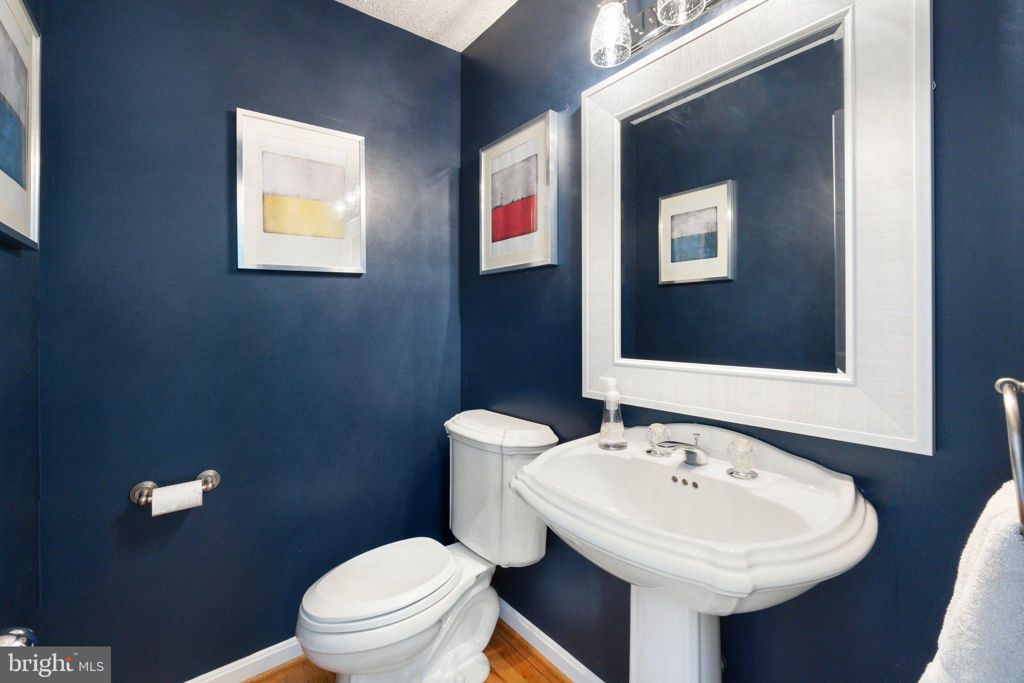 225 Cotton Ridge Road Winchester, VA 22603 - Photo 28 of 59 Half bath on main level