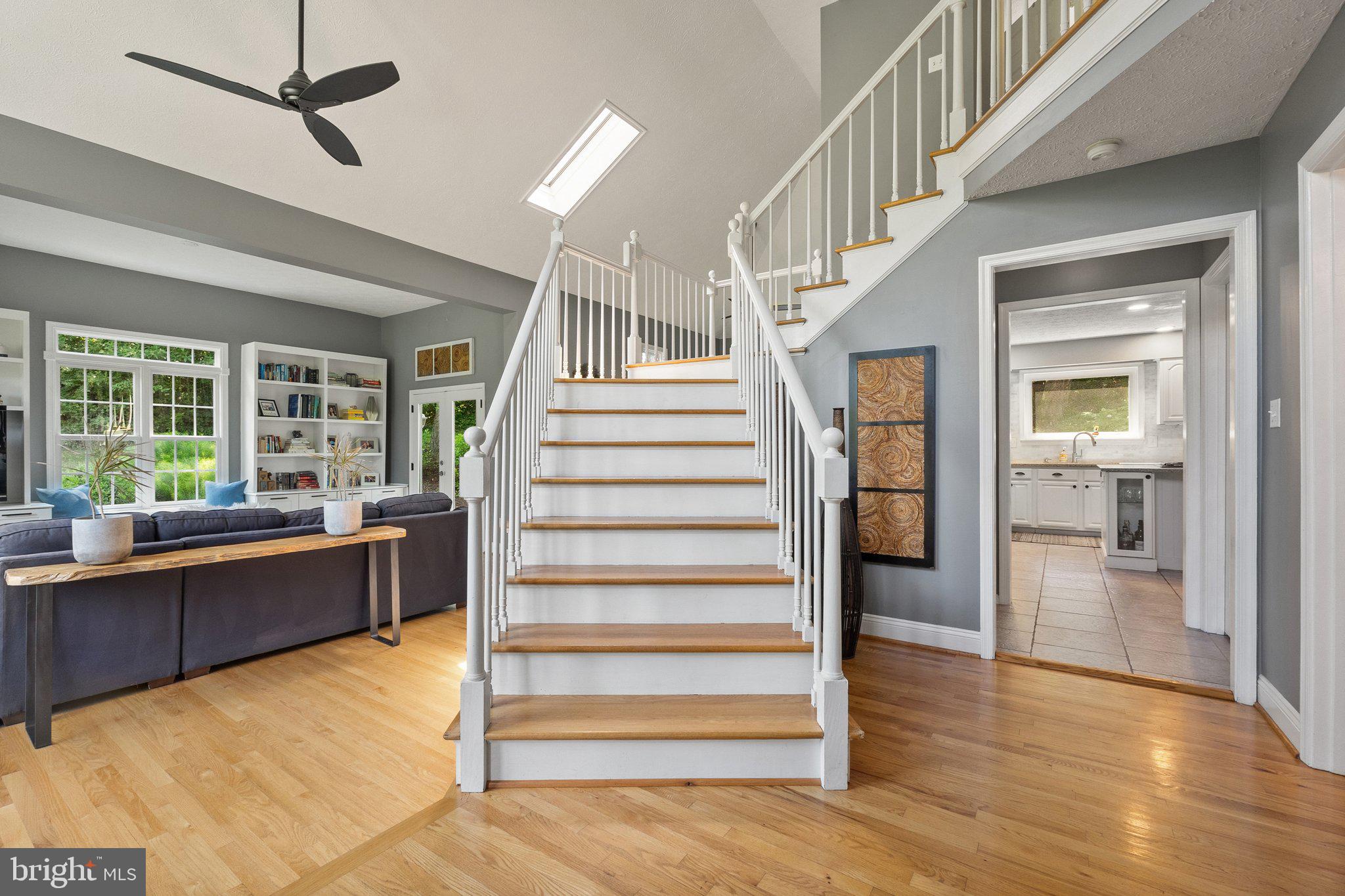 225 Cotton Ridge Road Winchester, VA 22603 - Photo 6 of 59 Enter into the 2-story foyer