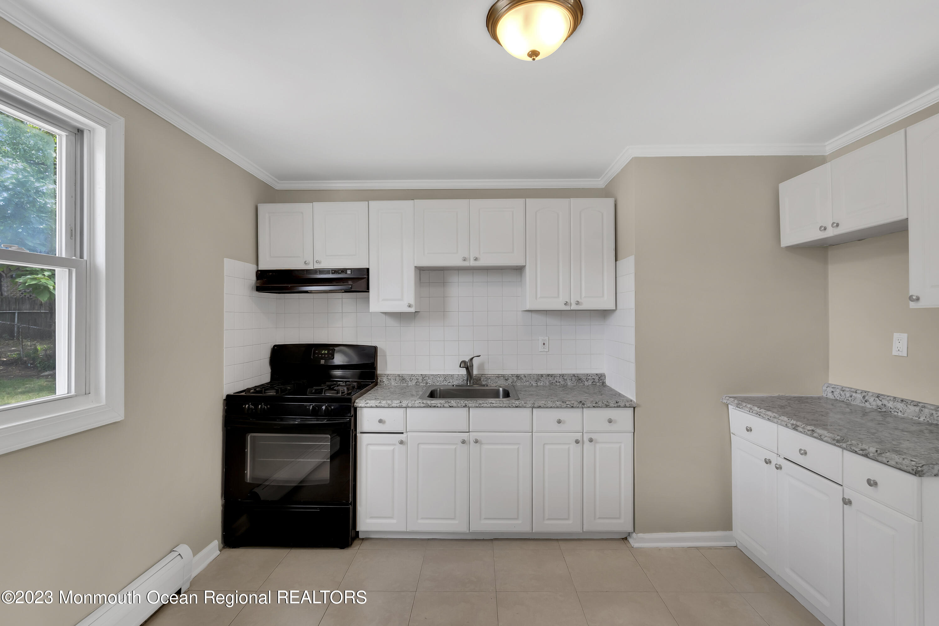 18 Maple Place Keyport, NJ 07735 - Photo 11 of 25 014_ey201653