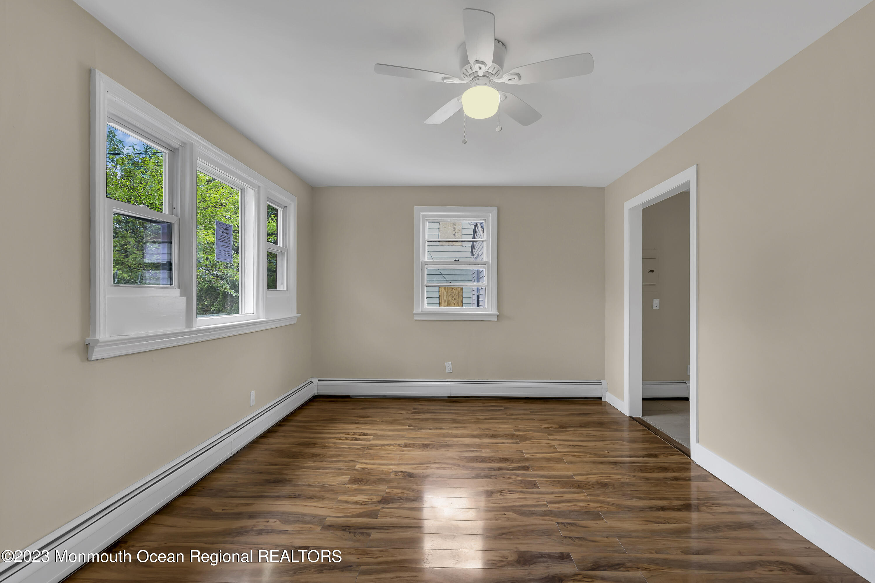 18 Maple Place Keyport, NJ 07735 - Photo 5 of 25 009_ey201628