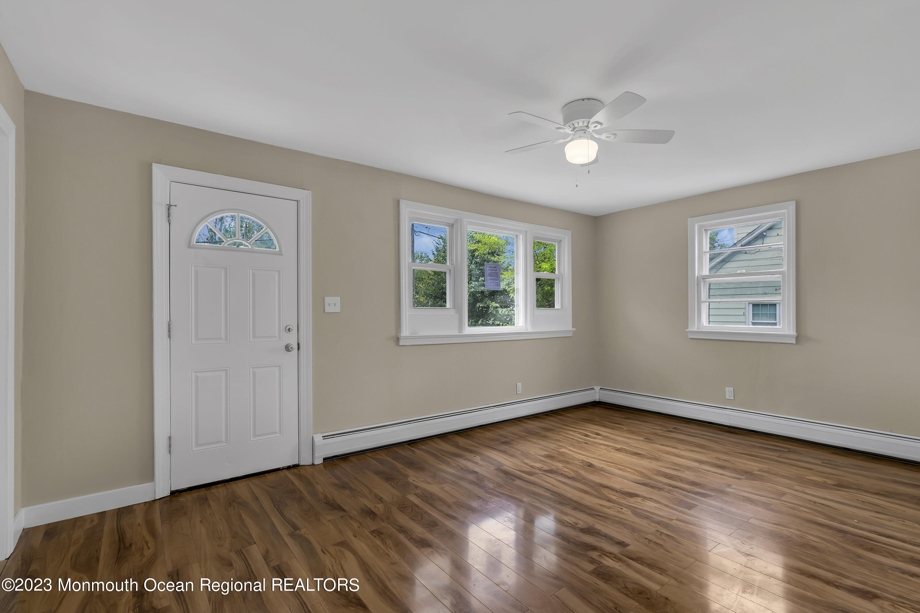 18 Maple Place Keyport, NJ 07735 - Photo 6 of 25 010_ey201633