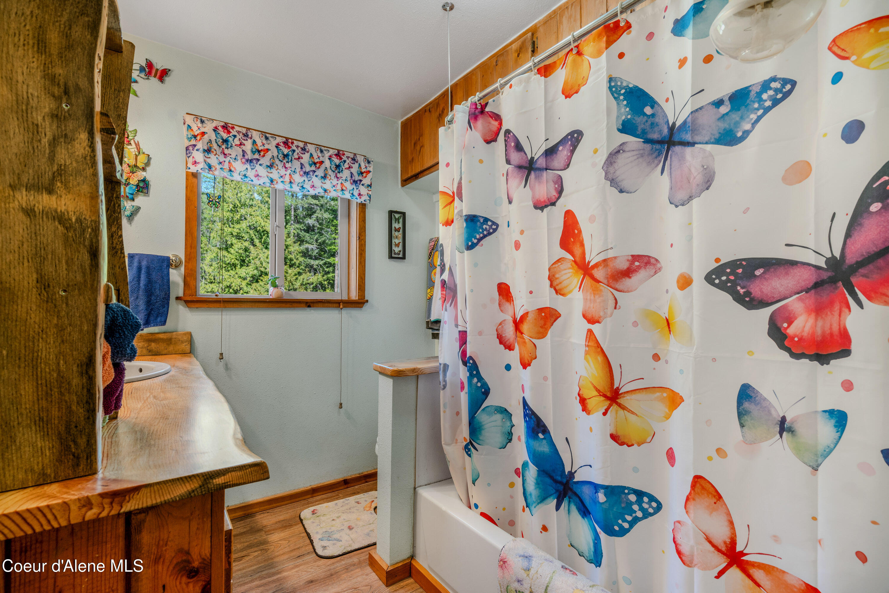 1202 Porkchop Road Moyie Springs, ID 83845 - Photo 19 of 50 First Floor Bathroom
