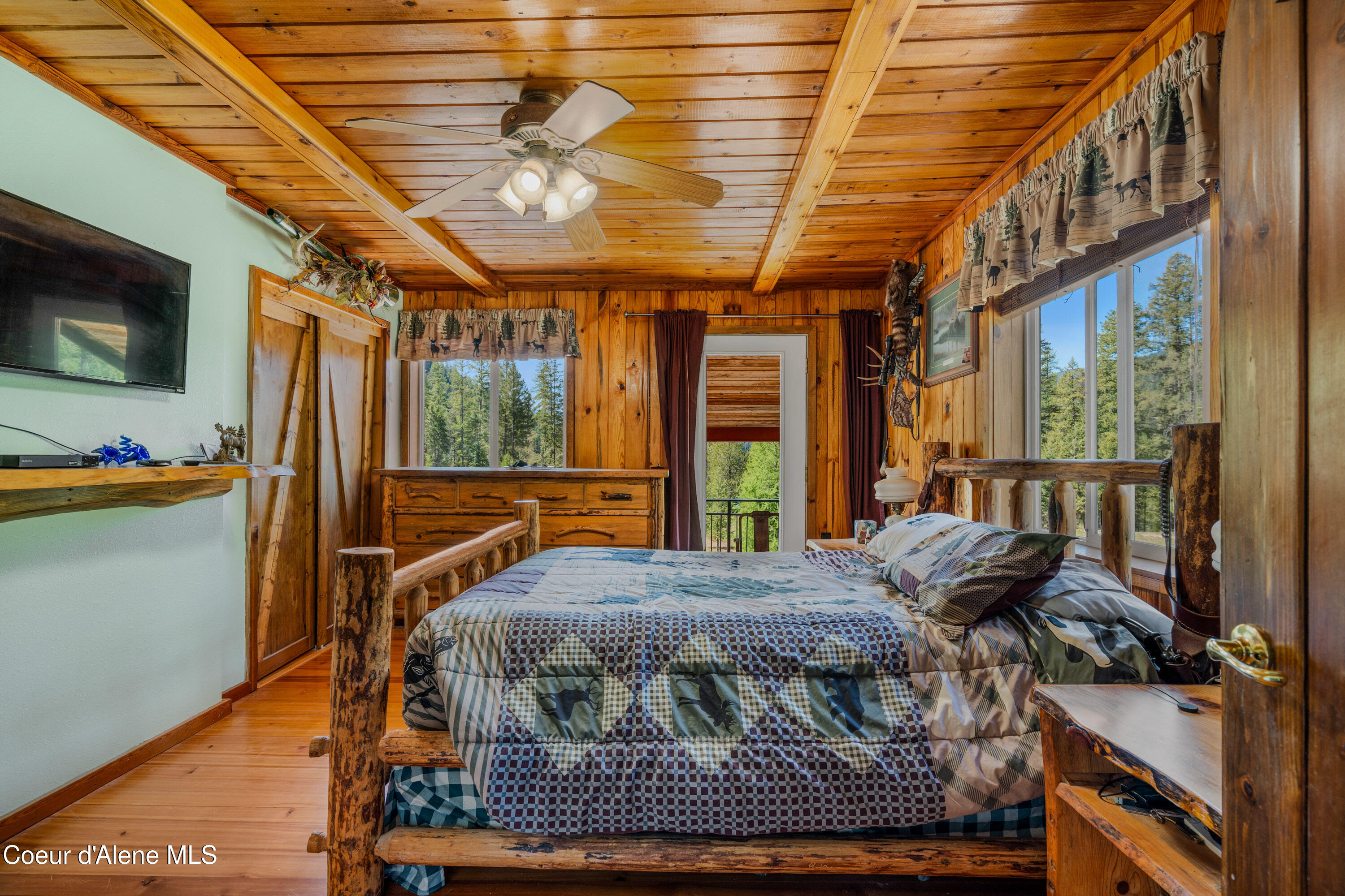 1202 Porkchop Road Moyie Springs, ID 83845 - Photo 26 of 50 Master Bedroom