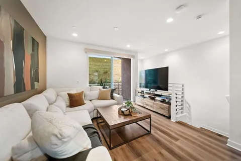 $849,000 | 647 Fahrenheit Drive, San Marcos, CA 92078