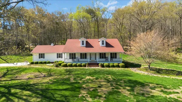 $499,000 | 369 Sweetens Cove Road, South Pittsburg, TN 37380