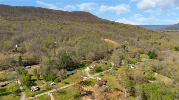 $499,000 | 369 Sweetens Cove Road, South Pittsburg, TN 37380