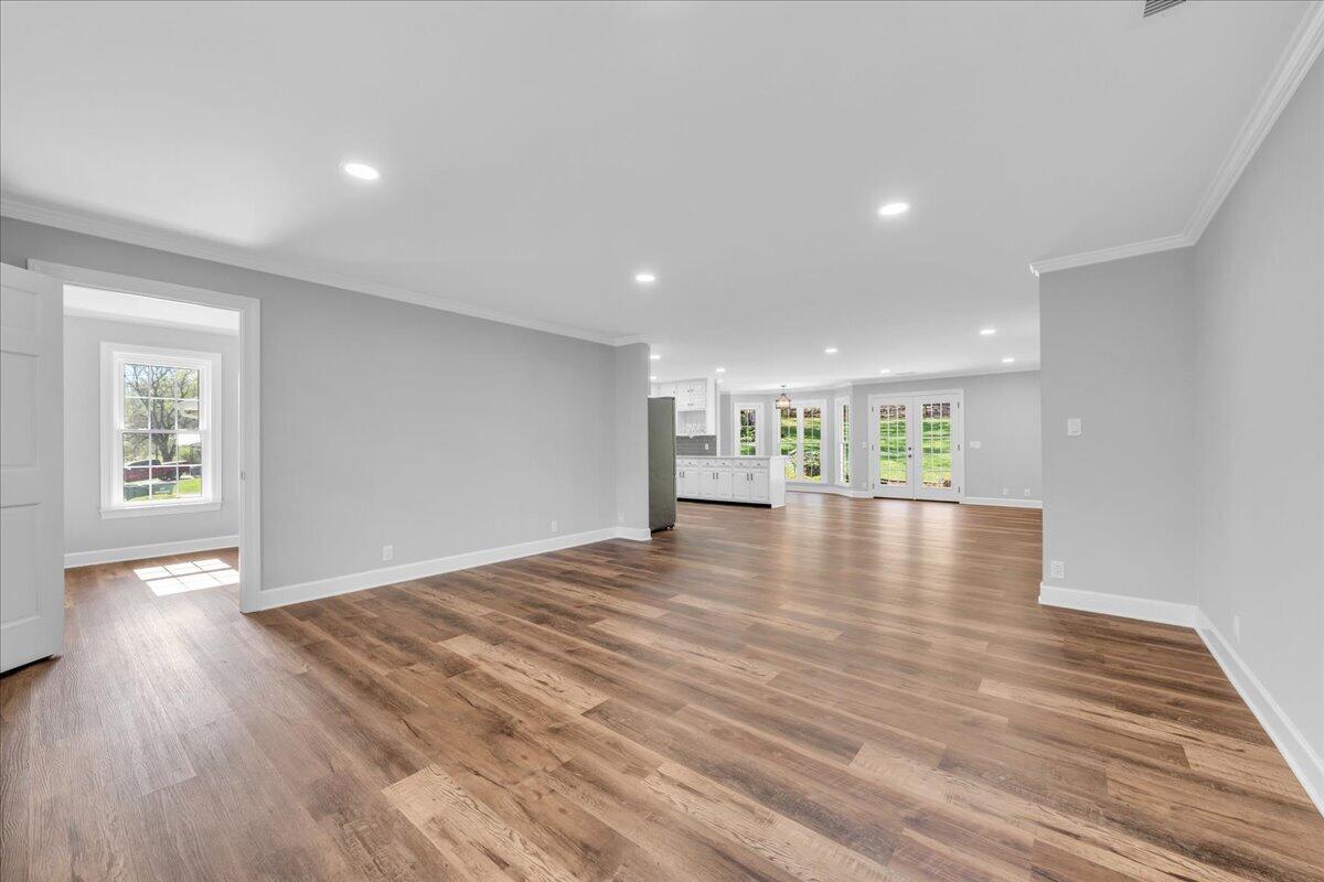 369 Sweetens Cove Road South Pittsburg, TN 37380 - Photo 10 of 63 09-BOX02445