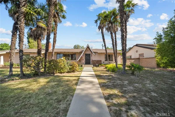 $989,000 | 18427 San Fernando Mission Boulevard, Porter Ranch, CA 91326