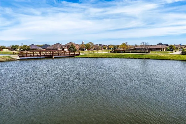a view of a lake with houses