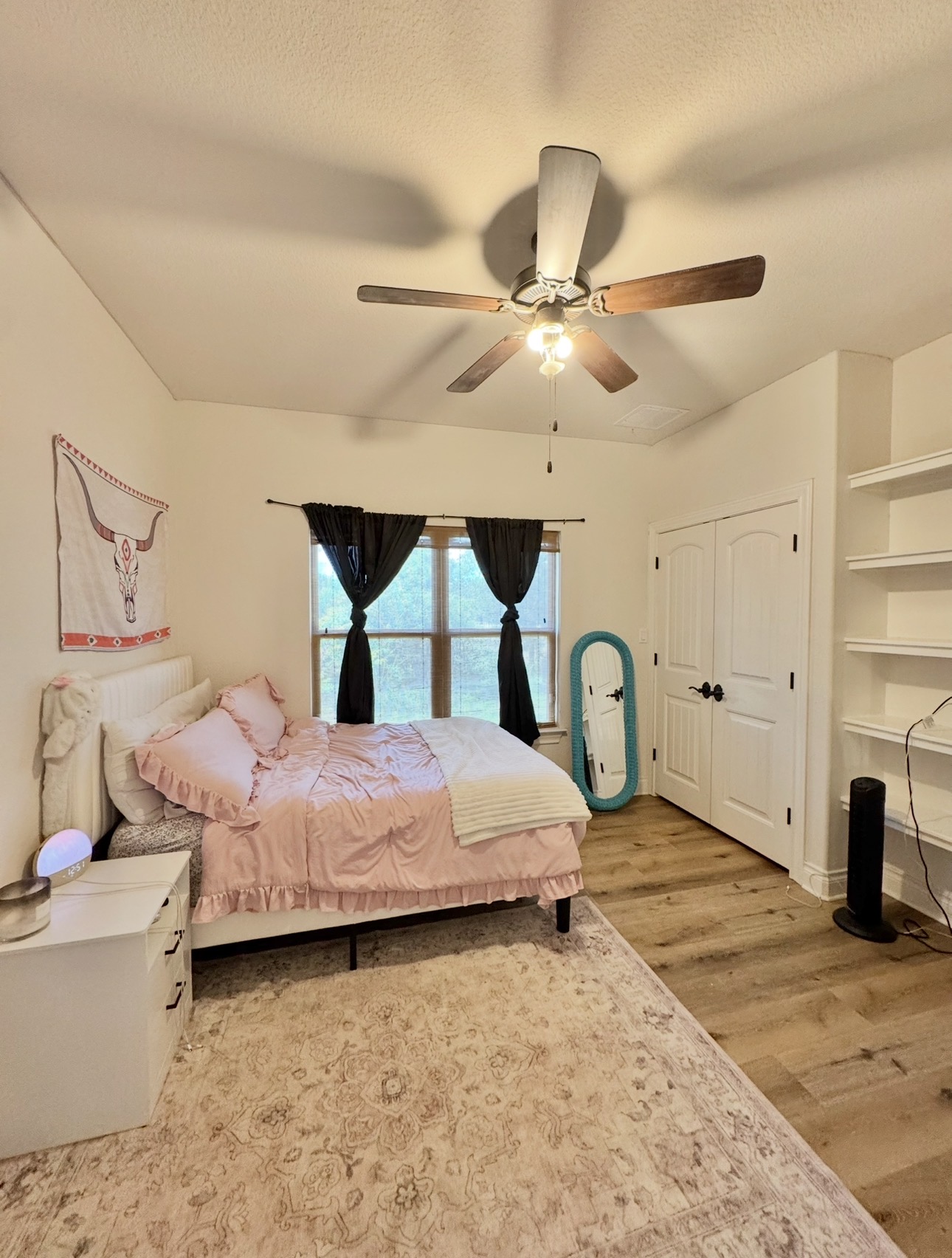 1094 Raintree Lane Elgin, TX 78621 - Photo 15 of 36 3rd Bedroom