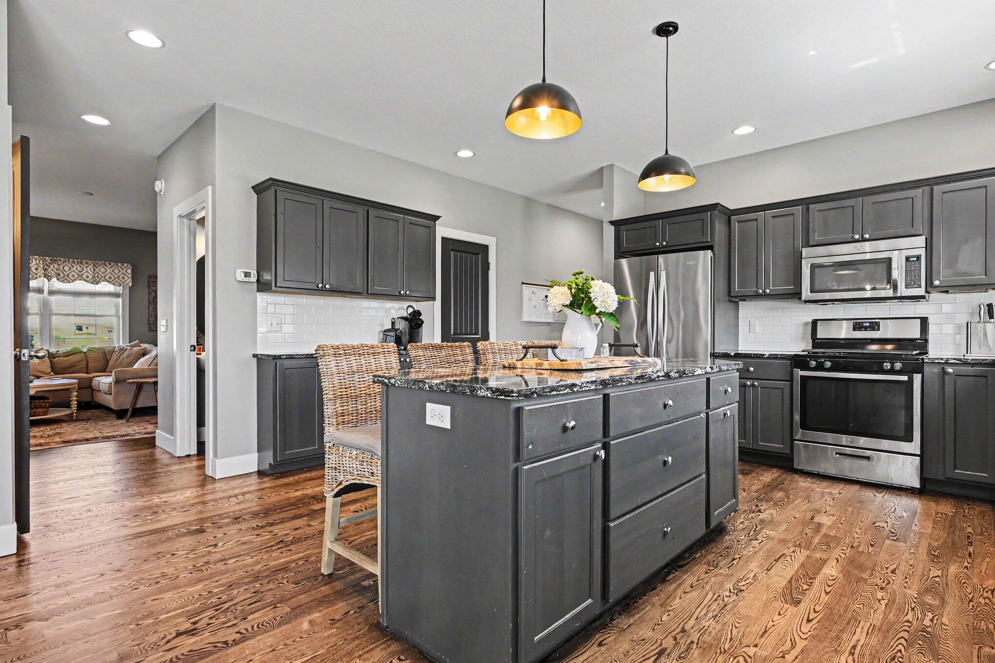 6021 Racine Drive Stevensville, MI 49127 - Photo 6 of 26 006_file_9070