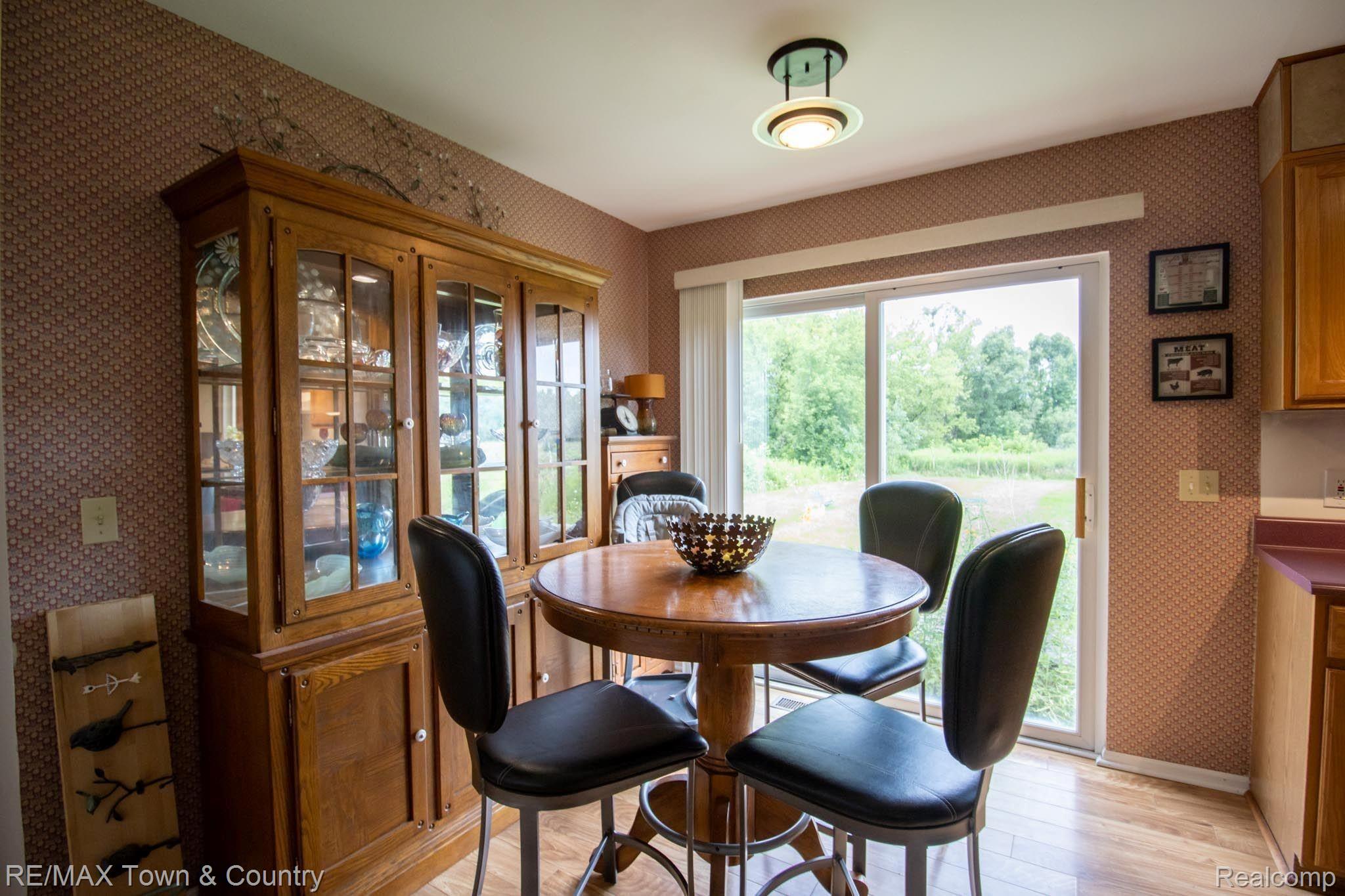 137 West Murphy Lake Road Mayville, MI 48744 - Photo 19 of 56 zBuILUaoUI1D3Ln8Mbc5@size_y1bn6y.jpg