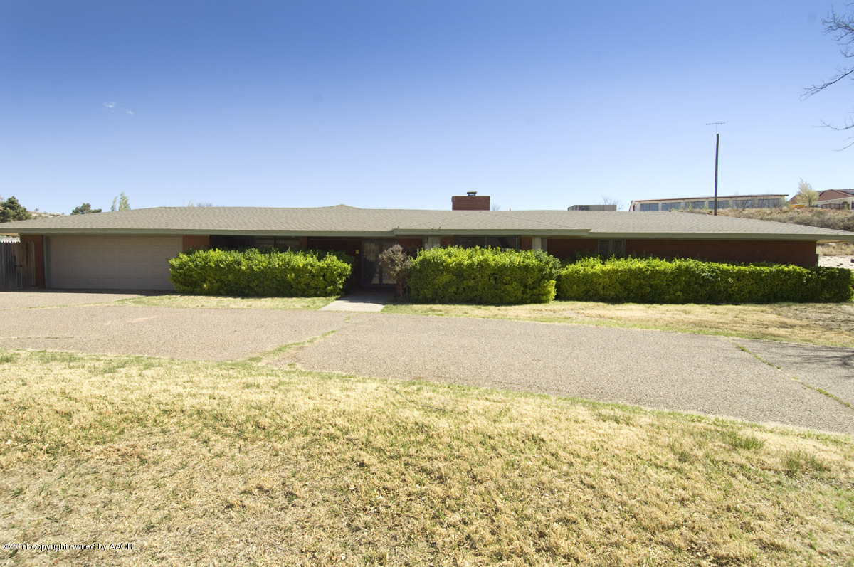 14 Nottingham Road Amarillo, TX 79124 - Photo 1 of 41 front