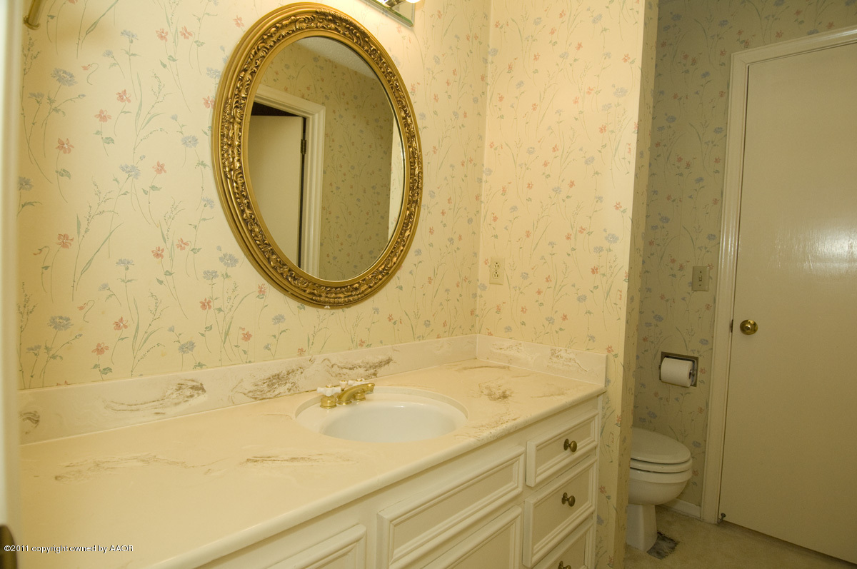 14 Nottingham Road Amarillo, TX 79124 - Photo 31 of 41 bathroom 3