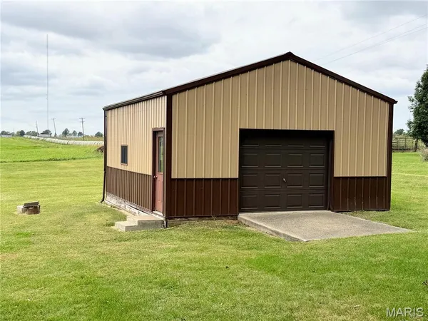 $268,000 | 400 Main Street, Novelty, MO 63460