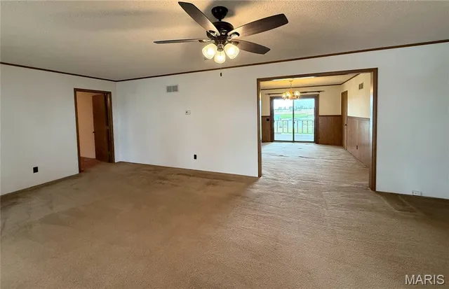 $274,000 | 400 Main Street, Novelty, MO 63460