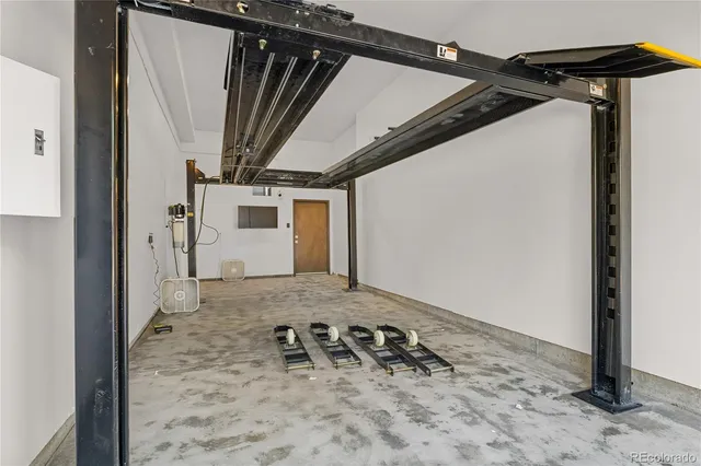 a view of a storage & utility room