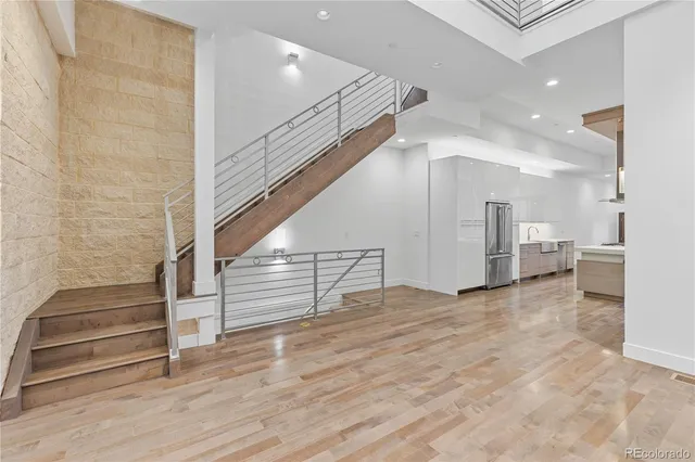 a view of entryway and hall