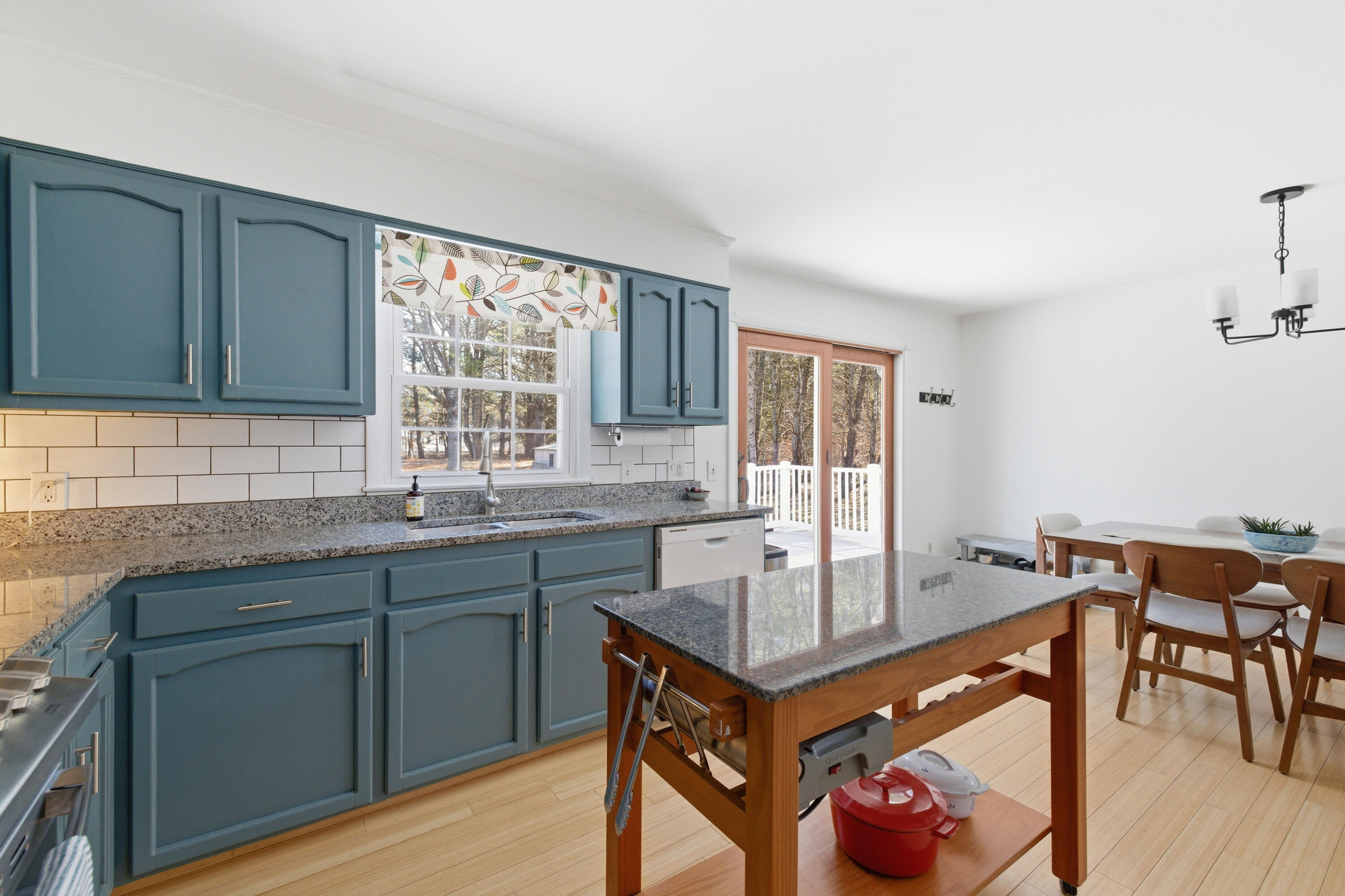 357 River Road Topsham, ME 04086 - Photo 15 of 42 3G0A3711