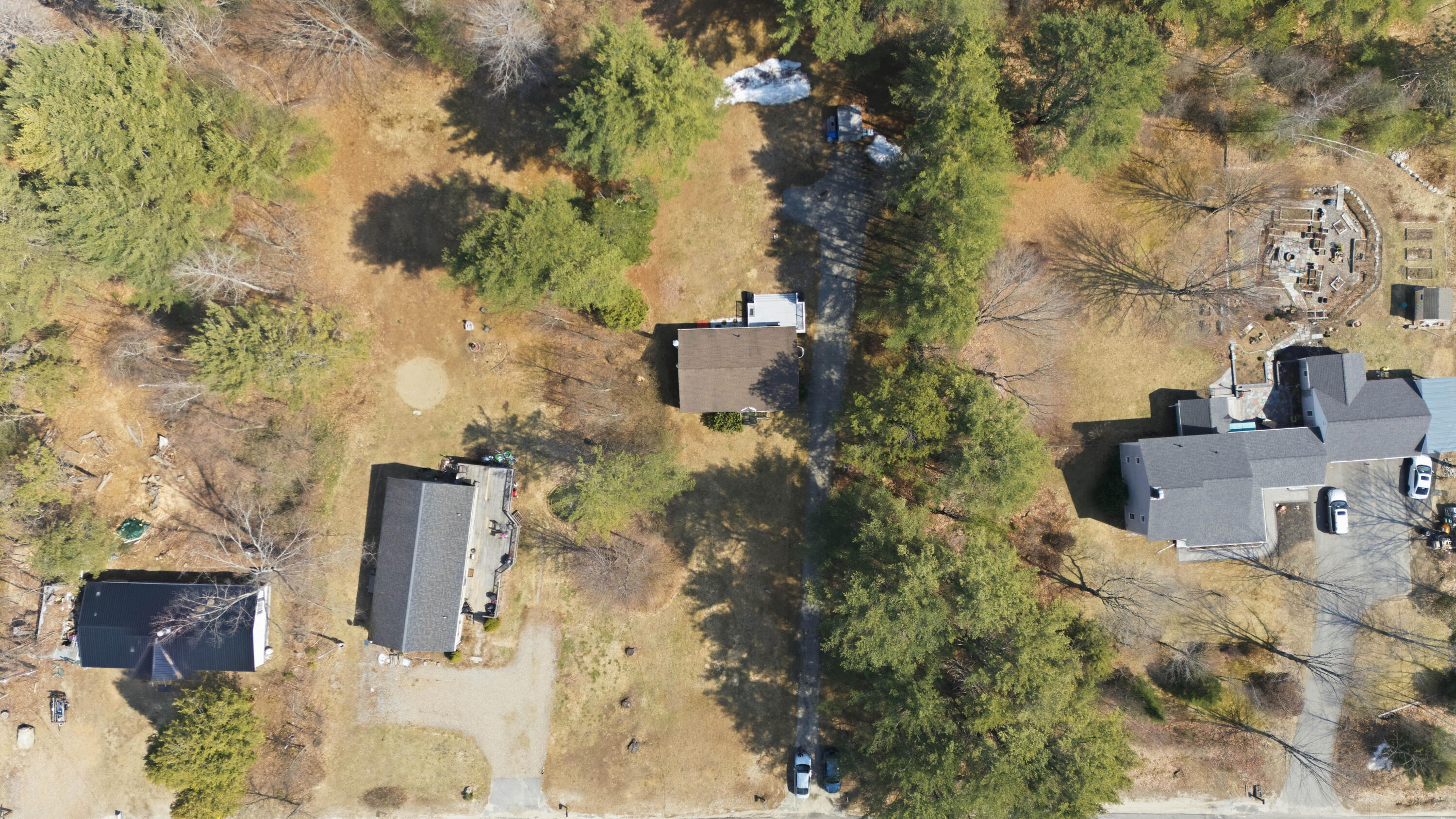 357 River Road Topsham, ME 04086 - Photo 5 of 42 DJI_20260410140902_0526_D