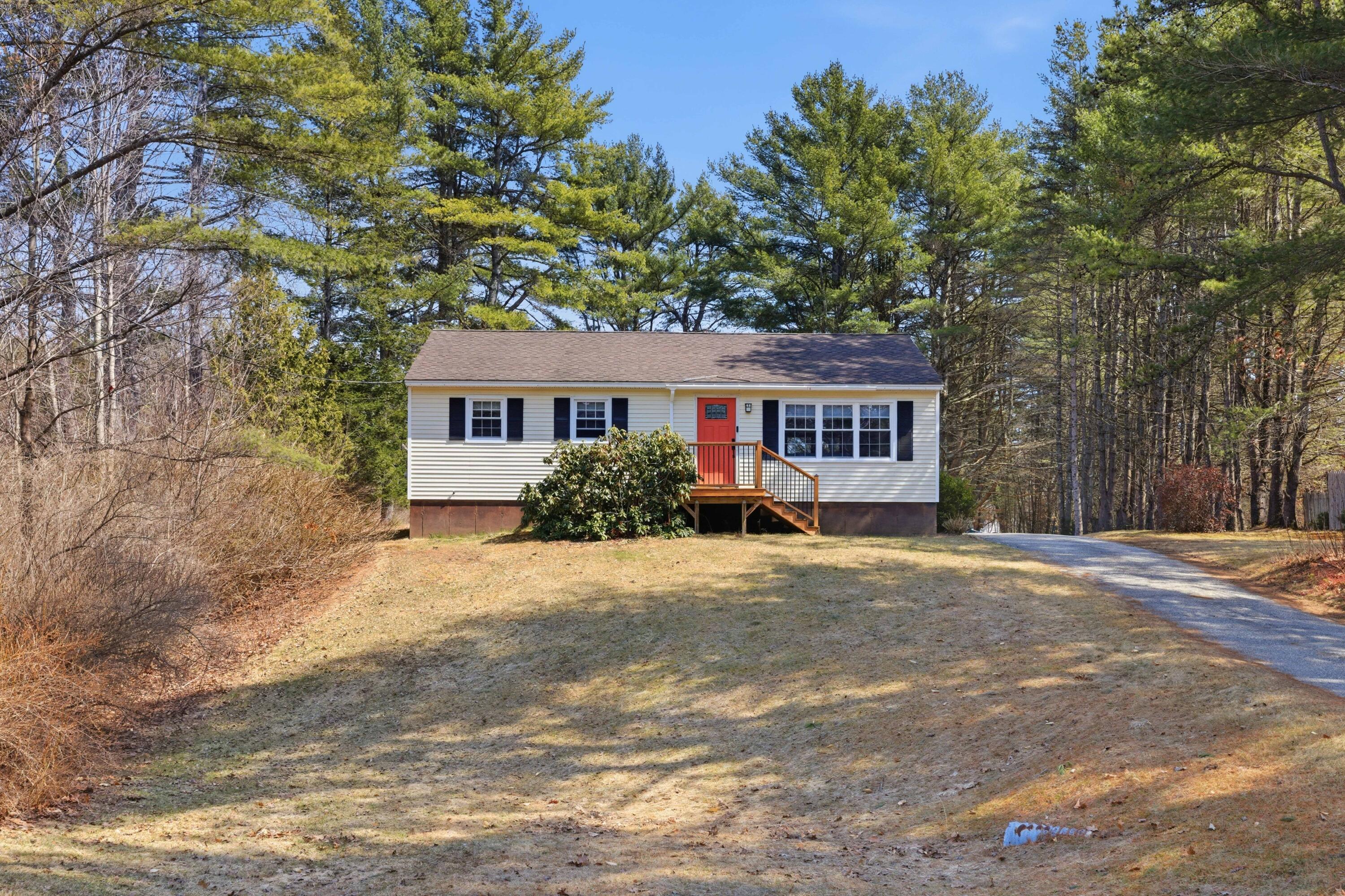 357 River Road Topsham, ME 04086 - Photo 6 of 42 3G0A3855