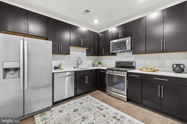 $650,000 | 2905 Bleeker Street, Unit 4402, Fairfax, VA 22031