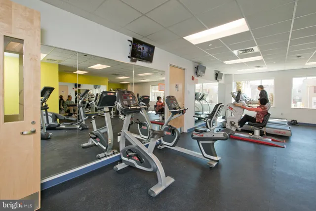 $650,000 | 2905 Bleeker Street, Unit 4402, Fairfax, VA 22031