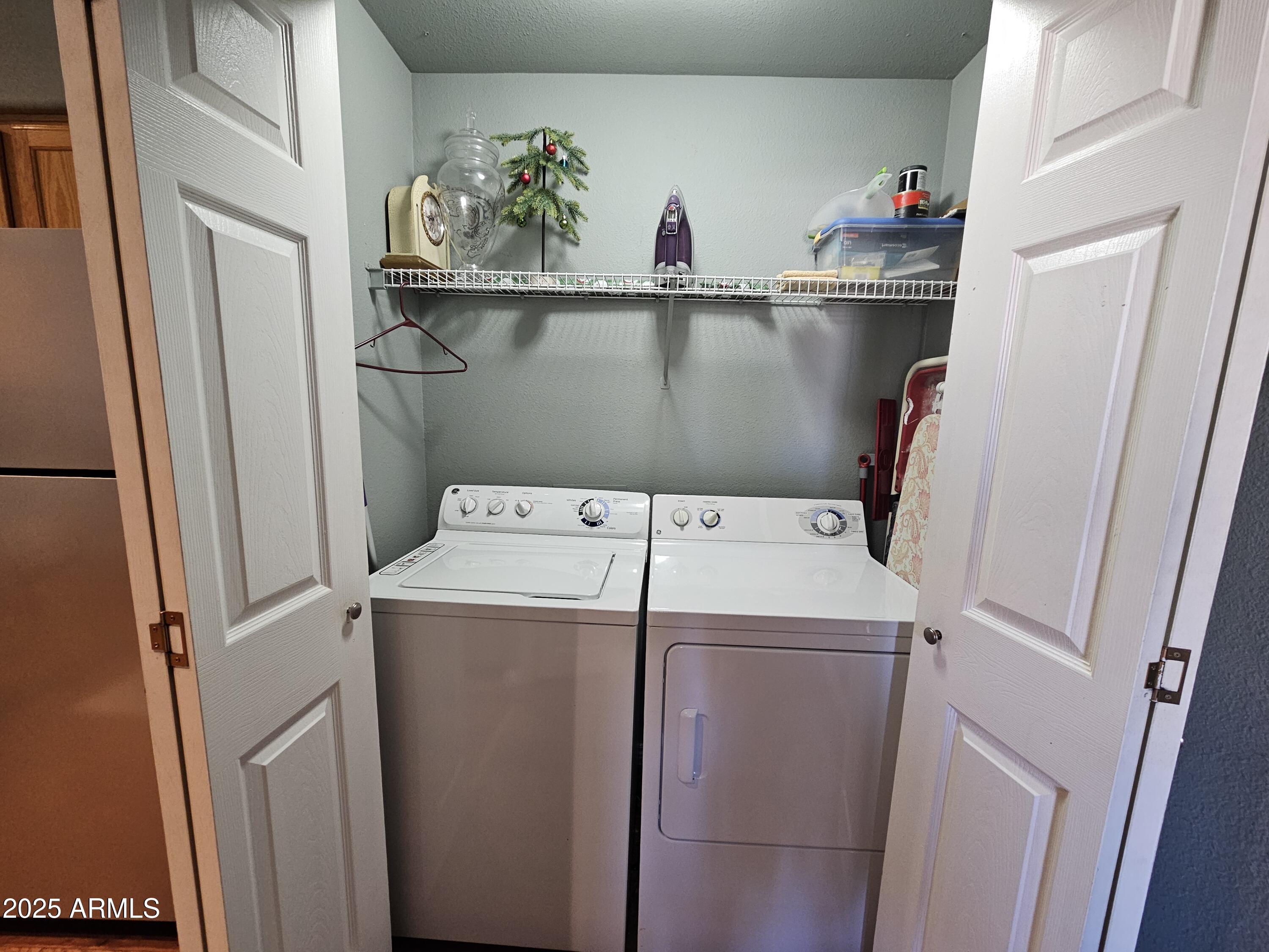 20100 North 78th Place, Unit 2180 Scottsdale, AZ 85255 - Photo 8 of 16 a view of washer and dryer