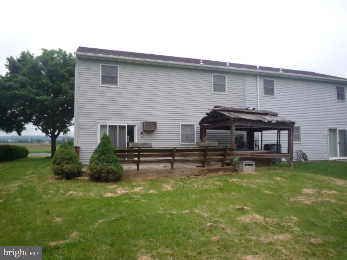 103 North Line Road Stevens, PA 17578 - Photo 2 of 12