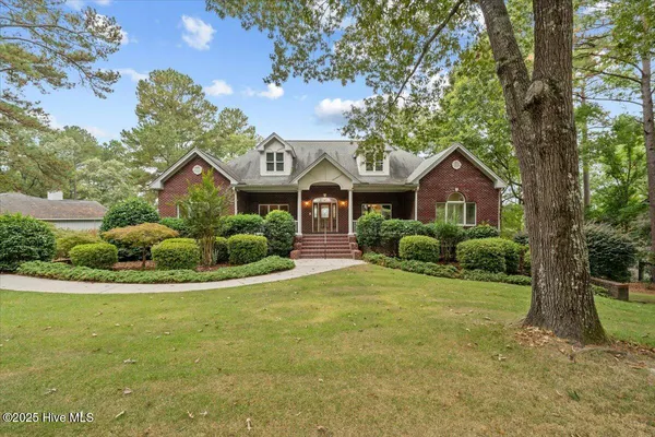 $985,000 | 682 Azalea Drive, Vass, NC 28394