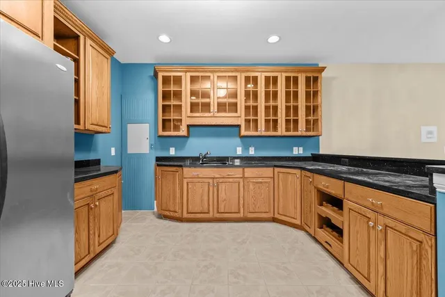 $985,000 | 682 Azalea Drive, Vass, NC 28394