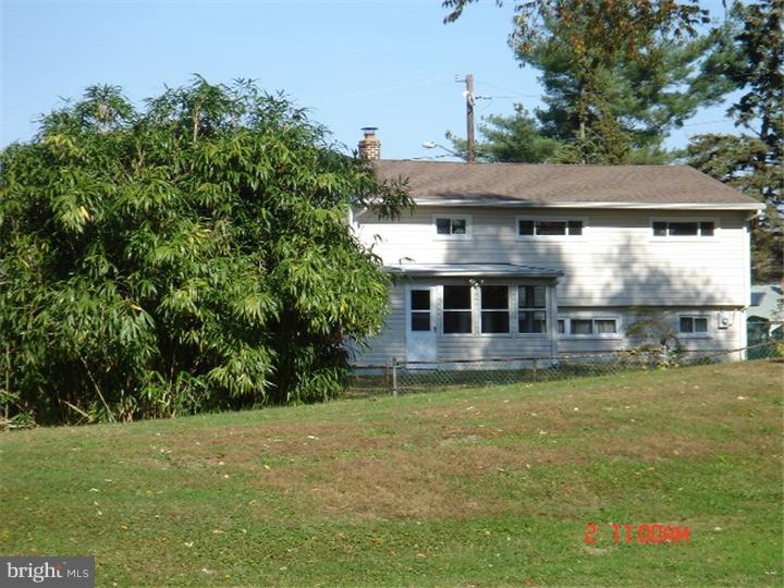 43 Carole Road Newark, DE 19713 - Photo 10 of 14 Exterior Back