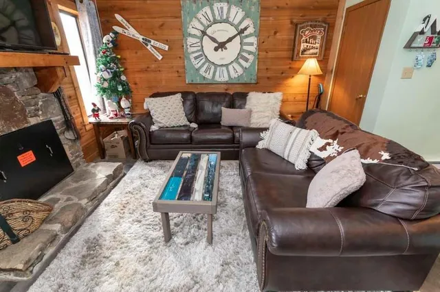 $289,000 | 2803 Swiss Mountain Drive, Champion, PA 15622