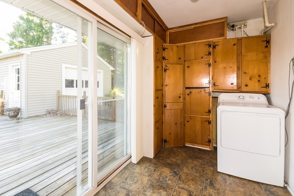 56 Old Farm Road Springfield, MA 01119 - Photo 12 of 19