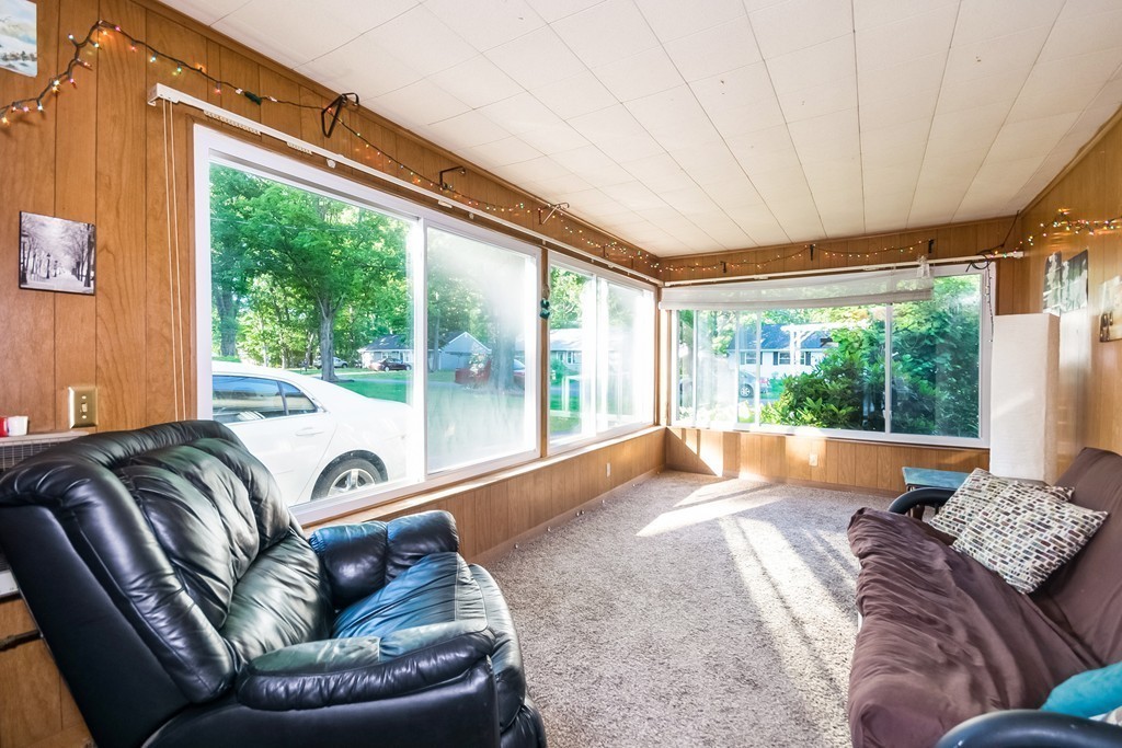 56 Old Farm Road Springfield, MA 01119 - Photo 8 of 19